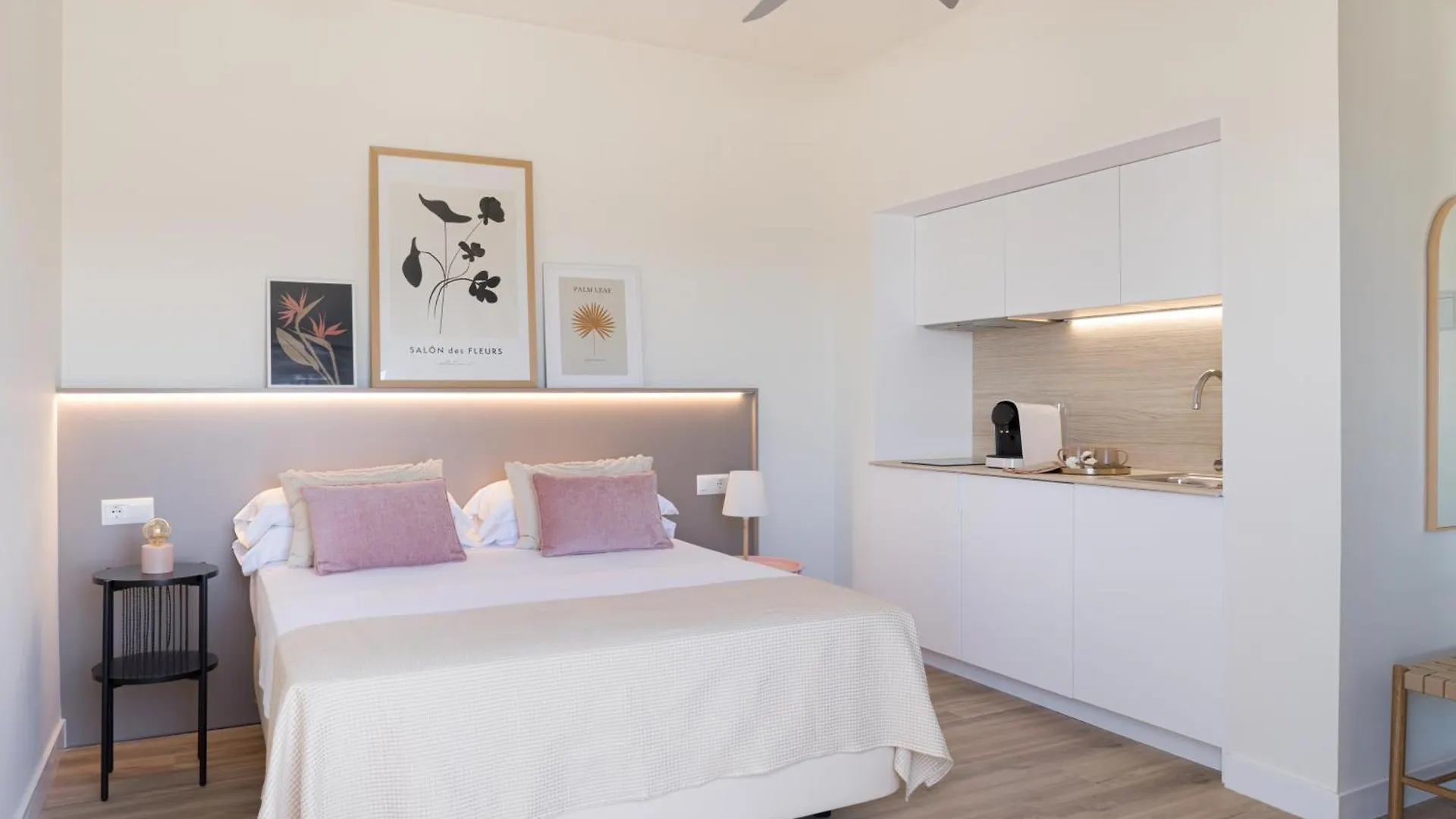 Aparthotel Lan Suites Antilla Playa La Antilla Spain